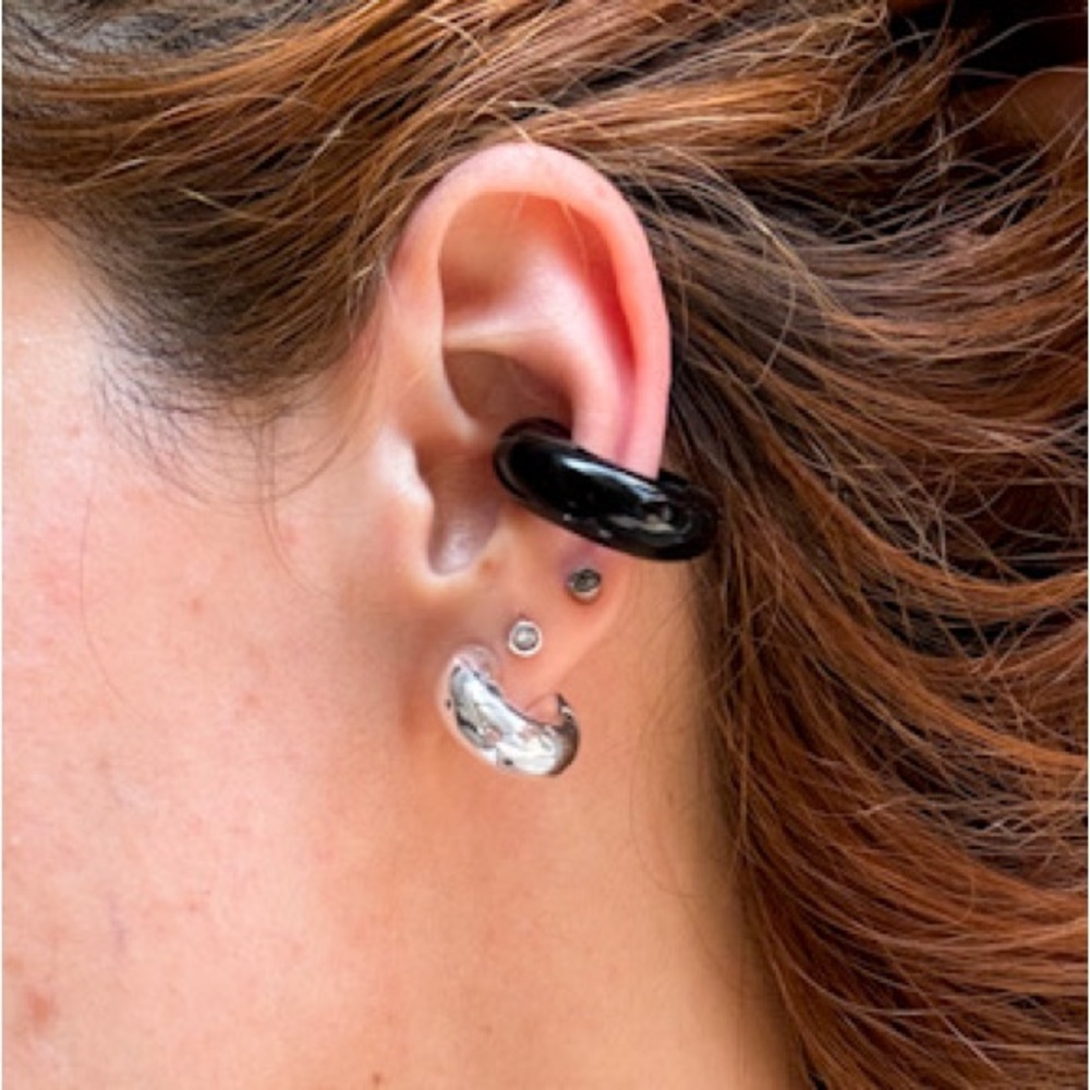 Medium Resin Black Ear Cuff by Paula Mendoza